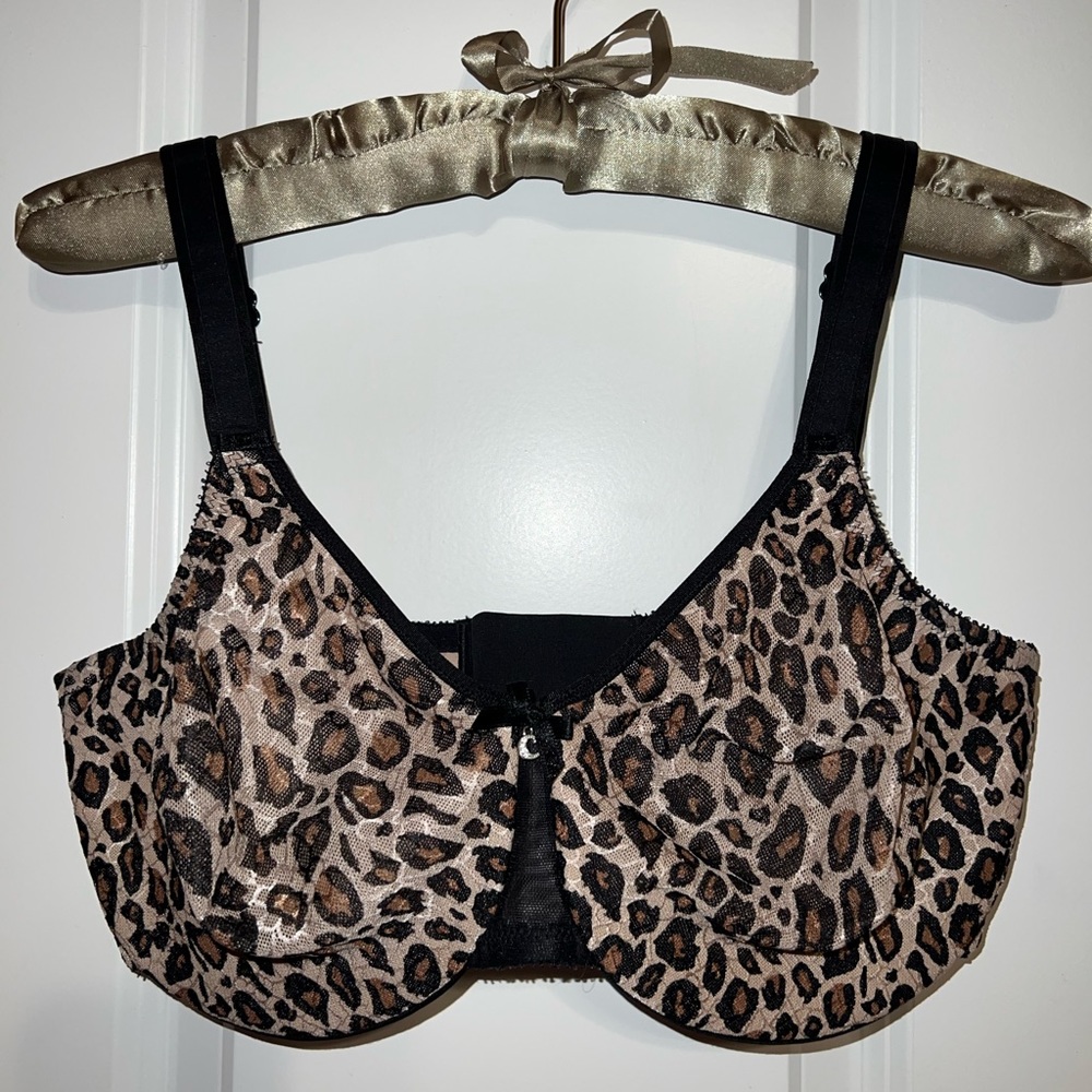 C Magnifique Seamless Unlined Minimizers
